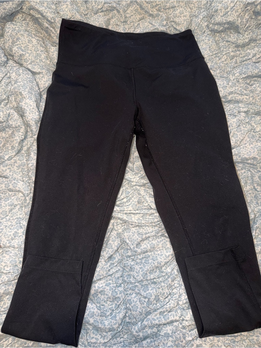 Mondetta Black Capri Leggings